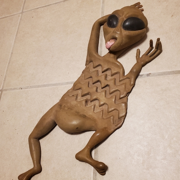 Alien Roadkill Collectable Vintage - Picture 2 of 6
